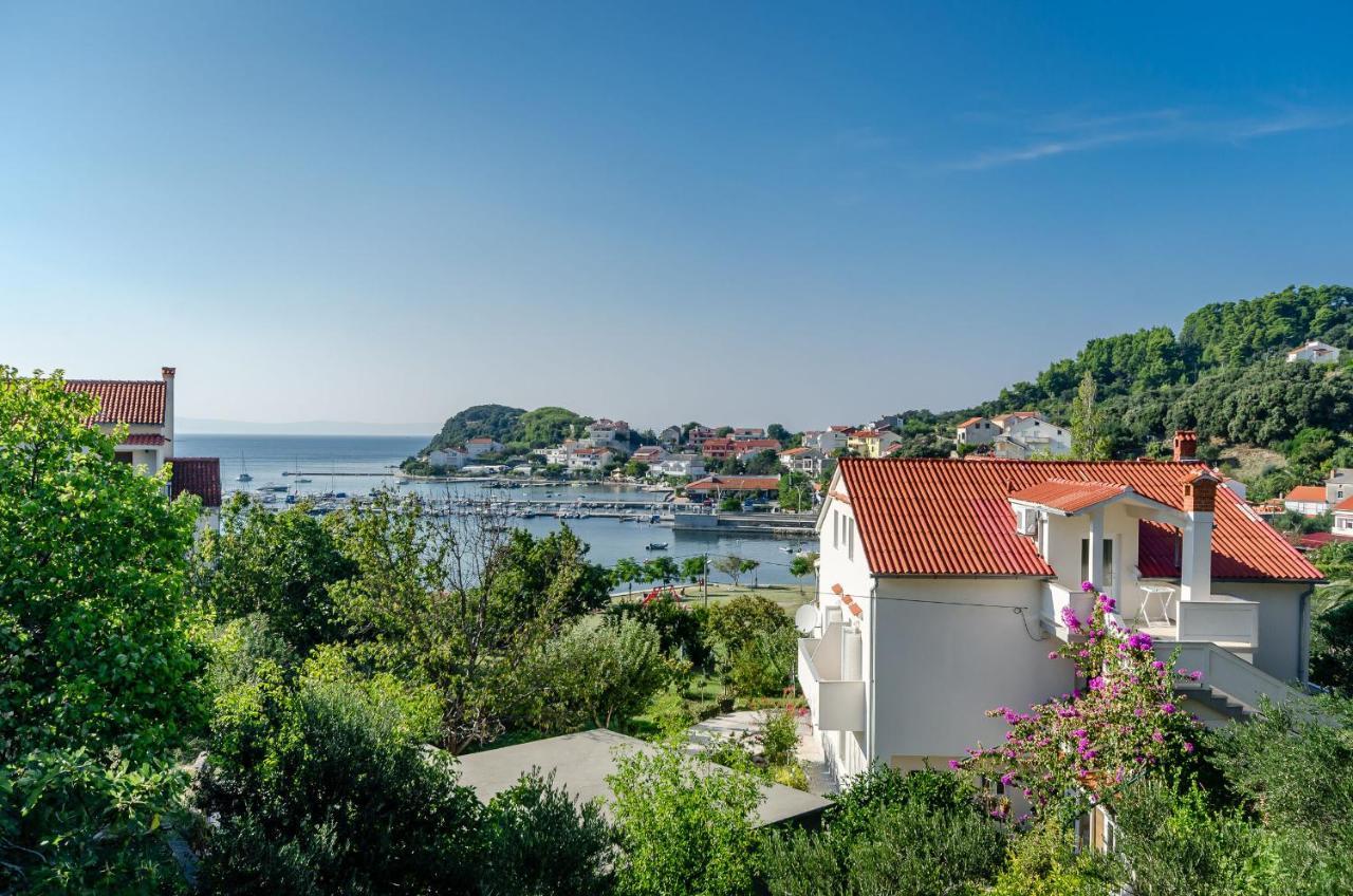 Apartments Zorka Kampor Екстериор снимка