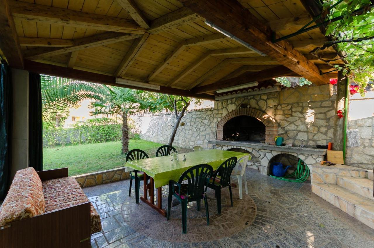 Apartments Zorka Kampor Екстериор снимка