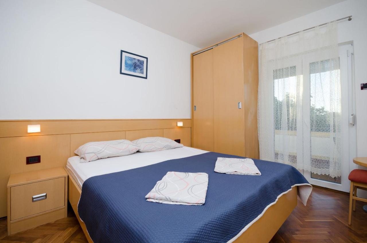 Apartments Zorka Kampor Екстериор снимка